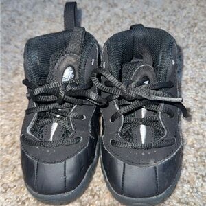 Black Little Posite